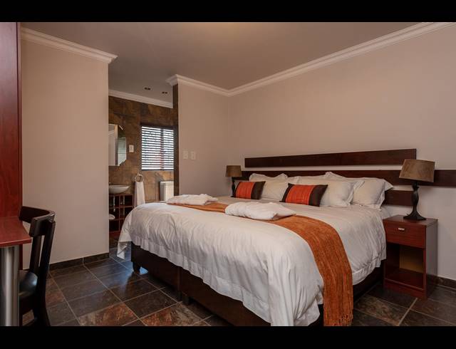 13 BEDROOM FREEHOLD FOR SALE IN ROODEKRANS